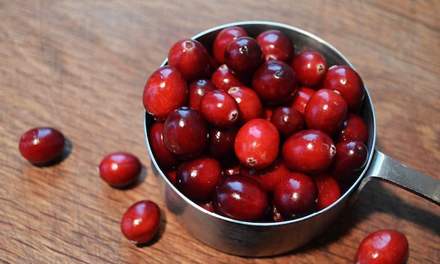 THE_RECIPE_GRINDER_CRANBERRY_CLAFOUTIS2